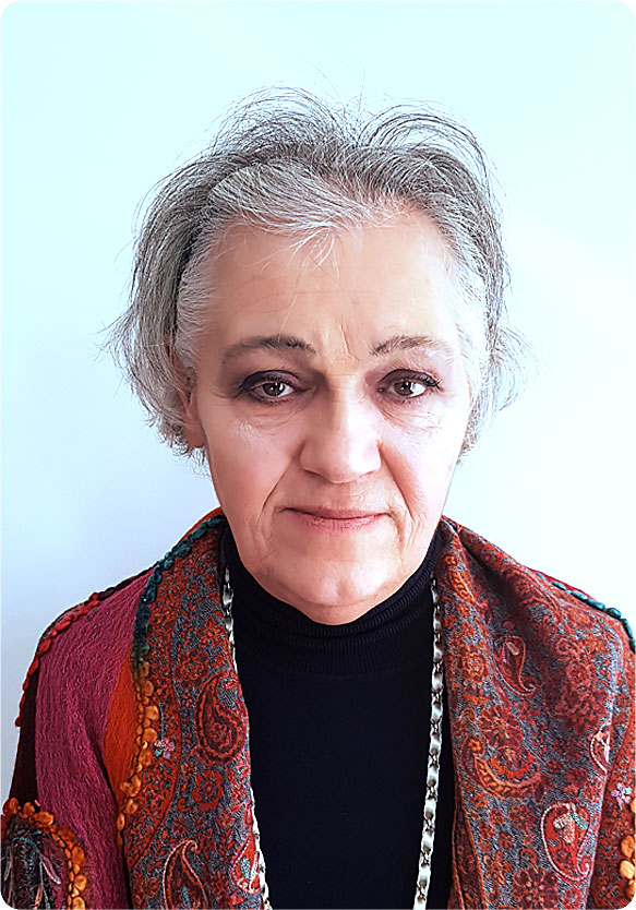 Др Нада Половина
